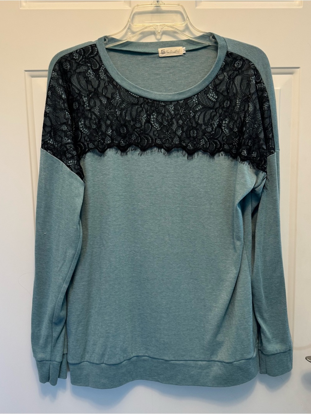 For G and Pl Long Sleeve Shirt Women’s XL Blue With Black Lace